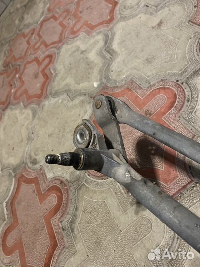 Трапеция дворников ауди а6 с6 с моторчиком