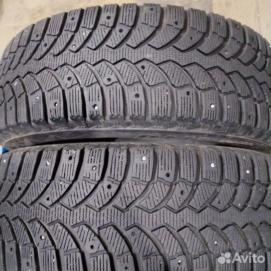 Bridgestone Blizzak Spike-01 205/65 R16 95T