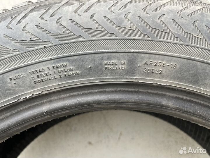 Nokian Tyres Hakkapeliitta 8 205/60 R16 92T