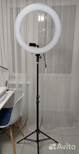 Кольцевая лампа 50 см