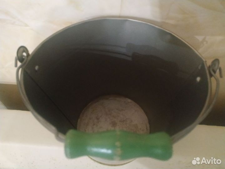 Металлическое ведёрко с утками