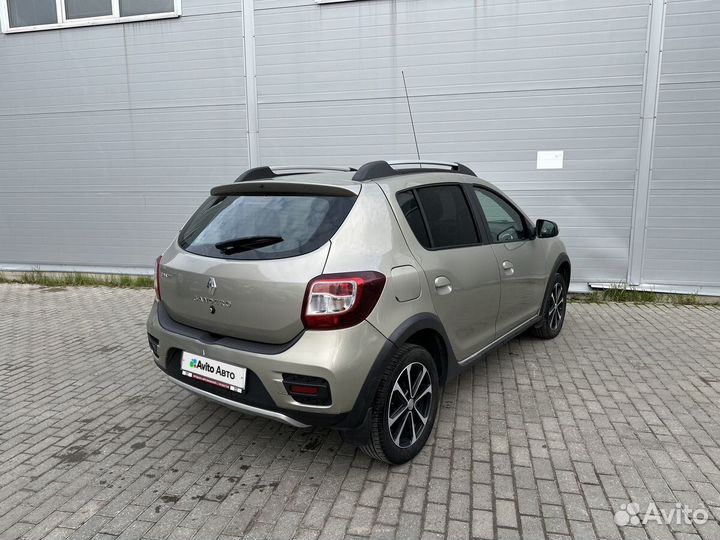 Renault Sandero Stepway 1.6 МТ, 2015, 118 003 км