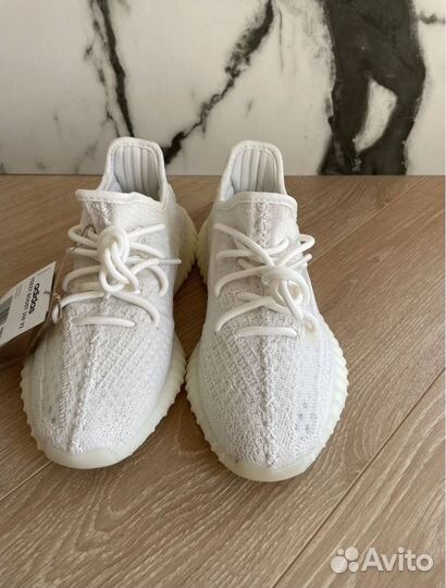 Оригинальные Adidas Yeezy Boost 350v2 Bone