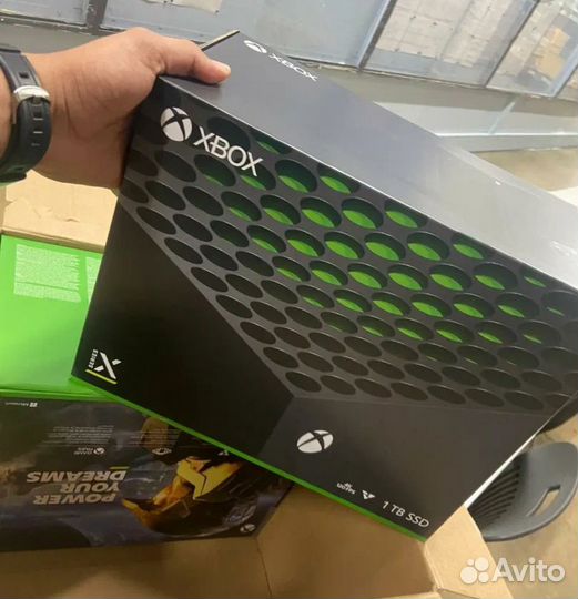 Xbox Series X полный комплект + 400 игр