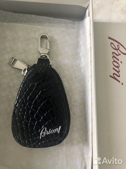 Брелок Brioni из кожи аллигатора