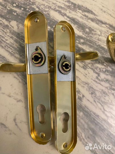 Дверная ручка Urfic