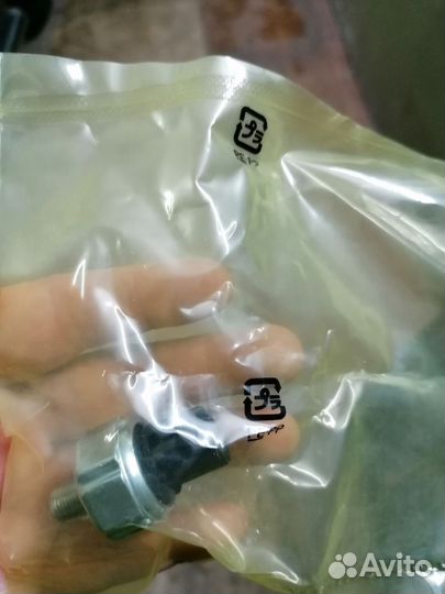 Датчик давления масла