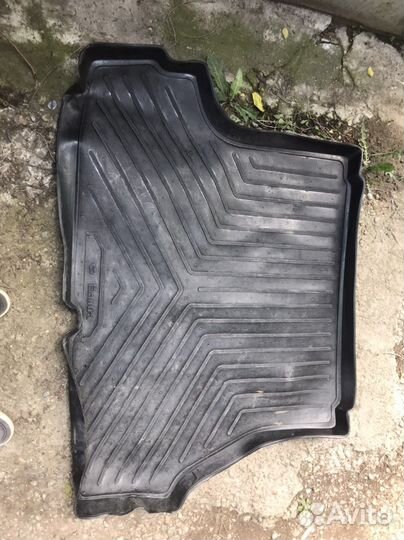 Коврик в багажник