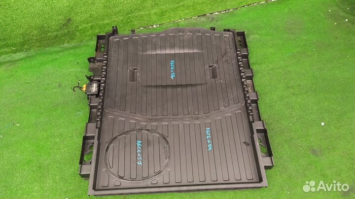 Пол багажника пластик Audi A6 C6 универсал BDW