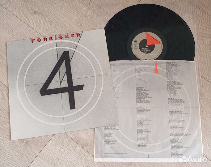 Queen, Raynbow, Foreigner, David Bowie