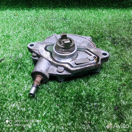 Насос вакуумный Mercedes Benz W245 B-klasse (2005