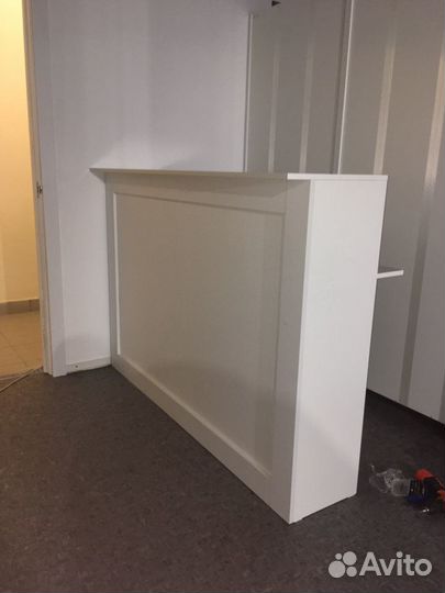 Стойка ресепшн