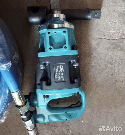 Пневмогайковерт грузовой