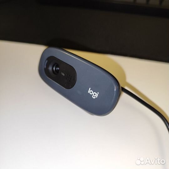 Веб-камера Logitech c270