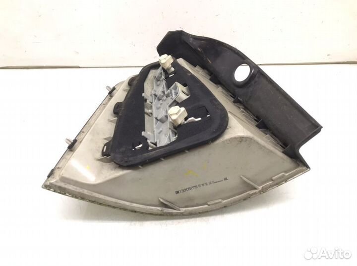 Фонарь 13305775 Opel Zafira B (2005-2012)