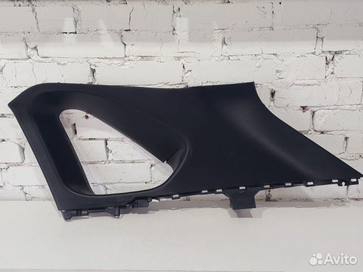 Накладка задней стойки правая Toyota Rav4 XA50