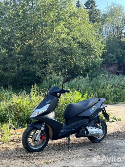 Скутер Stels arrow (generic XOR)