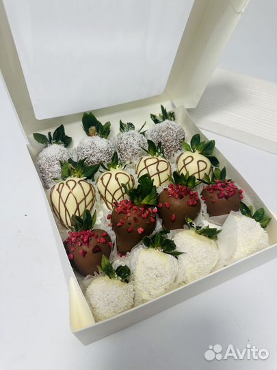 Набор клубники в шоколаде