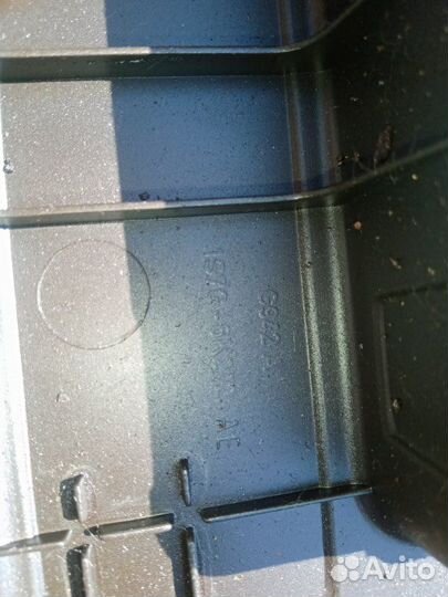 Клапанная крышка Ford Focus