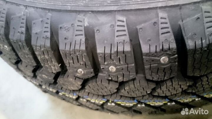 Gislaved Nord Frost 200 245/45 R19 102T