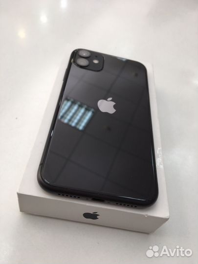 iPhone 11, 128 ГБ
