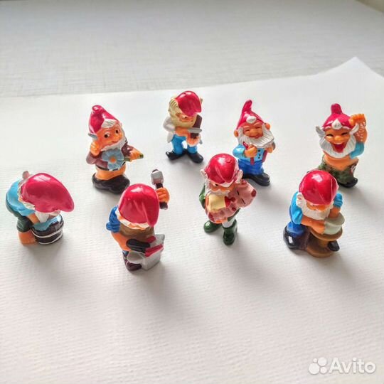 Гномы из Киндер сюрприза 8 шт