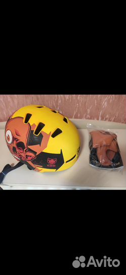 Шлем велосипедный TSG (S/M)