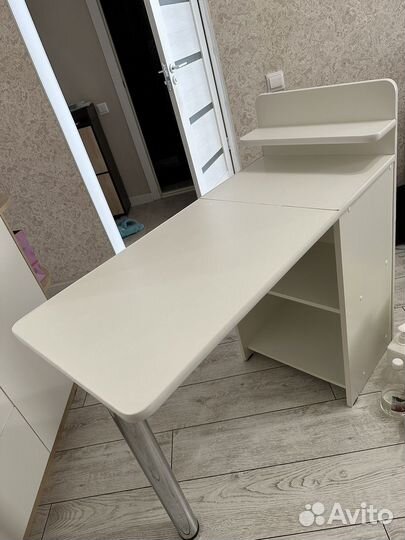 Стол для маникюра