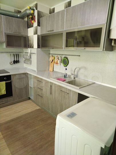 2-к. квартира, 50 м², 5/9 эт.
