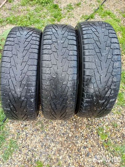 Nokian Tyres Hakkapeliitta 7 SUV 445/75 R16
