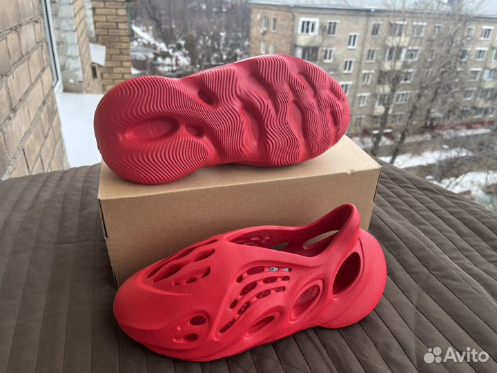 Adidas Yeezy Foam Runner “Vermillion”