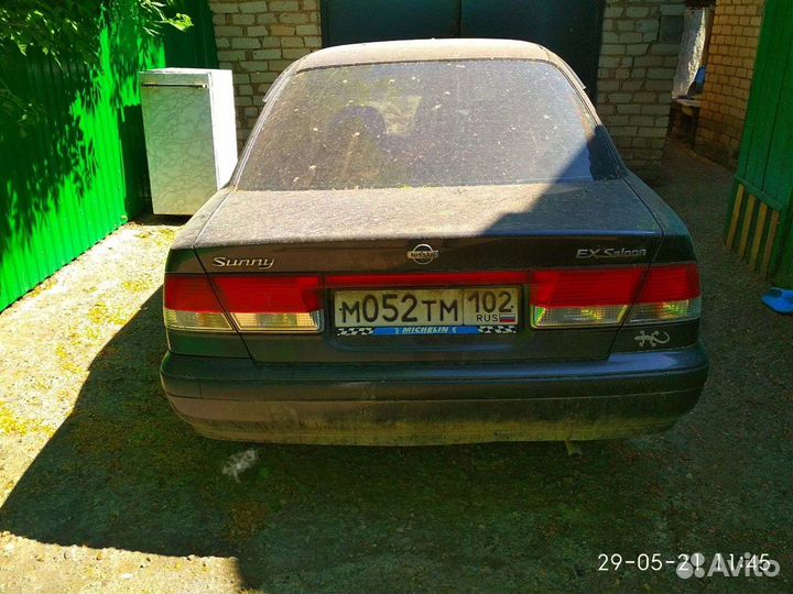 Запчасти на ниссан сани в15