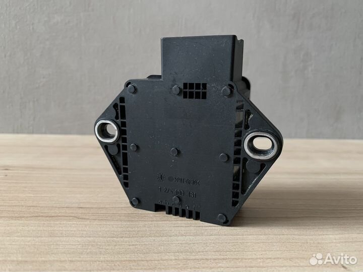 Датчик уровня оборотов BMW E60 E61 525xi 530xi