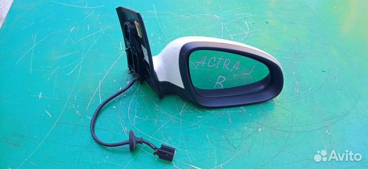 Зеркало правое Opel Astra J седан