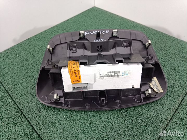 Дисплей информационный Renault Fluence