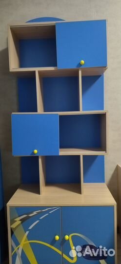 Стеллаж для книг детский