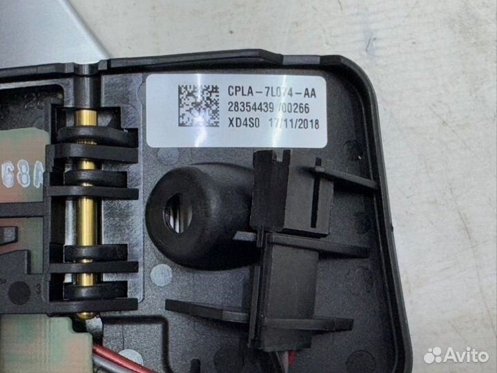 Кнопки руля Land Rover Range Rover Velar L560