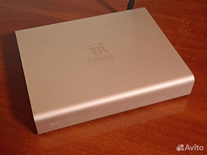 Контроллер Fibaro Home Center 2