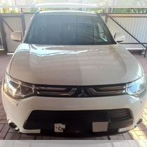 Mitsubishi Outlander 2.4 CVT, 2013, 211 000 км, с пробегом, цена 1 750 000 руб.