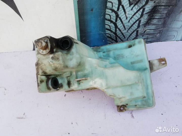 Бачок омывателя Mazda 6 (GG), 2002 - 2007