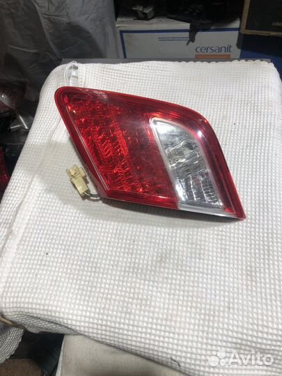 Фонарь в крышку багажника toyota camry v 40