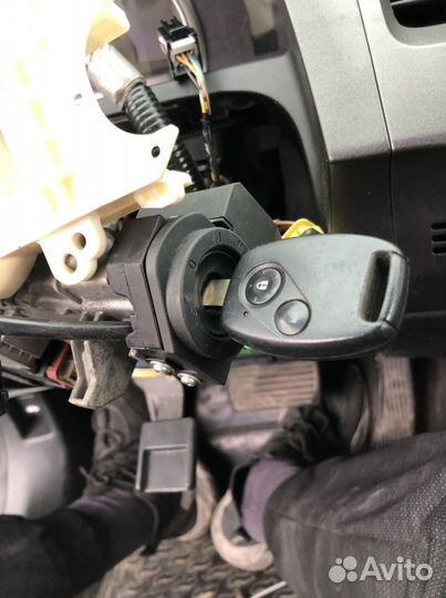 Замок зажигания с ключом Honda civic 4d 06-12