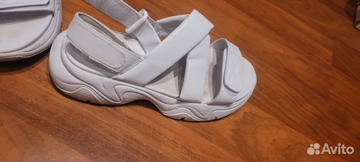 Босоножки Fila