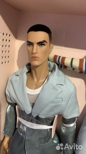 The Weekender Lukas Maverick The NU. Fac