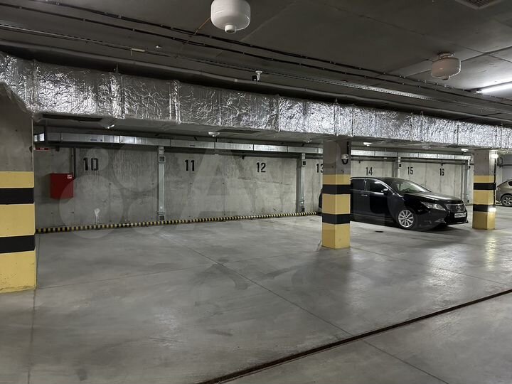 Машиноместо, 15 м²