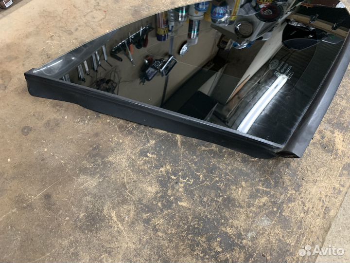 Форточка левая LADA Xray 2017