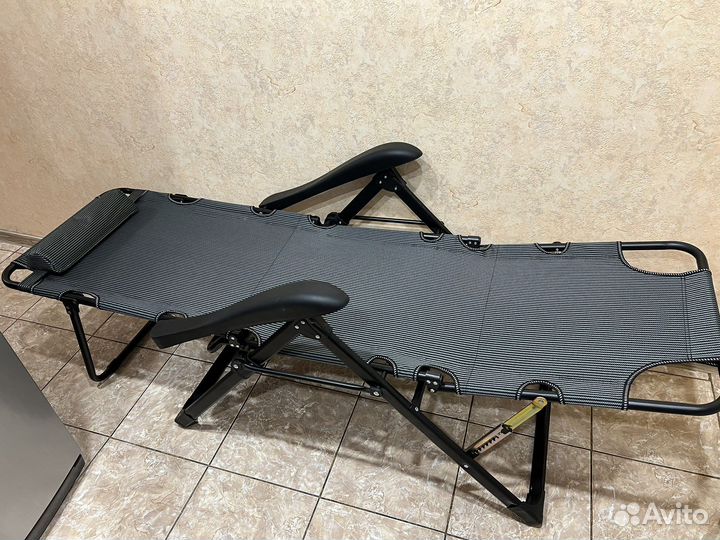 Лежак-шезлонг