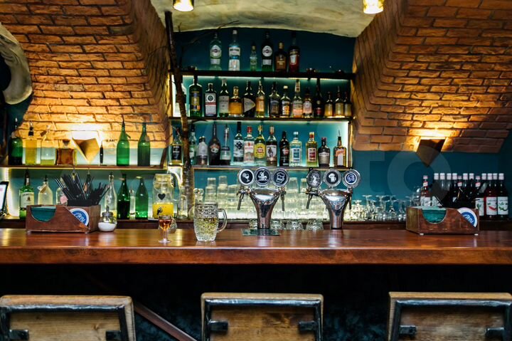 Бар с помещением 86 м²