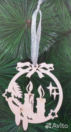 Новогодние игрушки, подарки