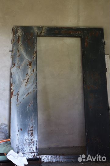 Дверь входная цельнометаллическая уличная